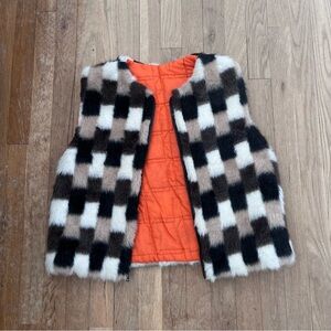 Women’s Reversible Faux Fur Vest